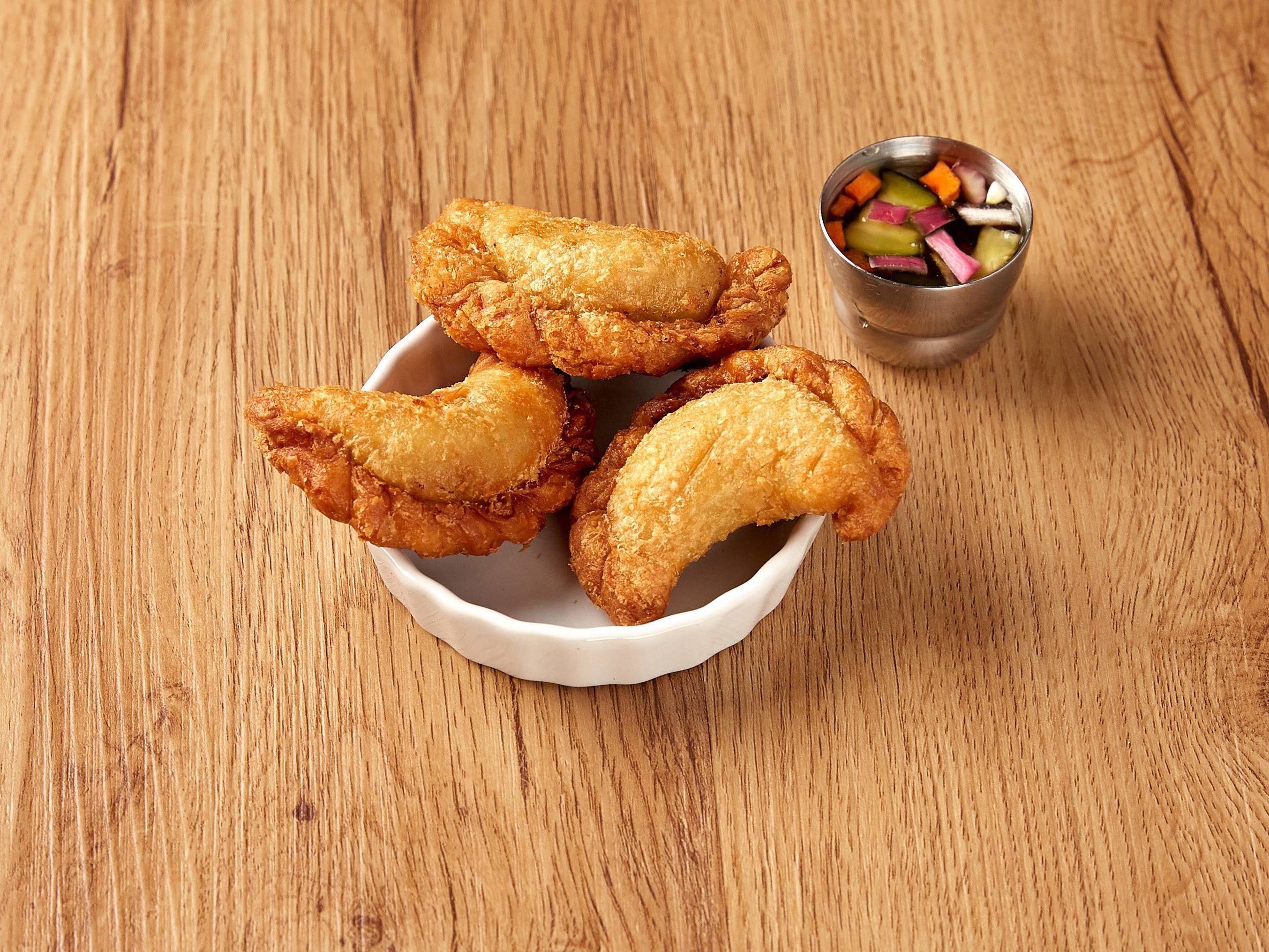 Curry Puff.